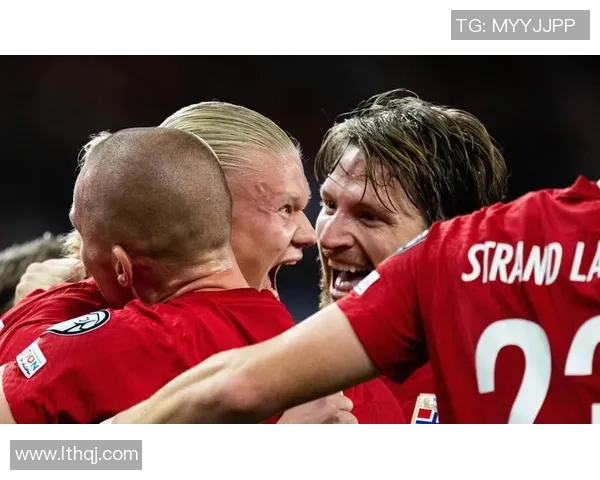 2024帕尼尼足球球星卡哈兰德闪耀登场 引领未来足坛新潮流 2024帕尼尼足球球星卡哈兰德闪耀登场 引领未来足坛新潮流