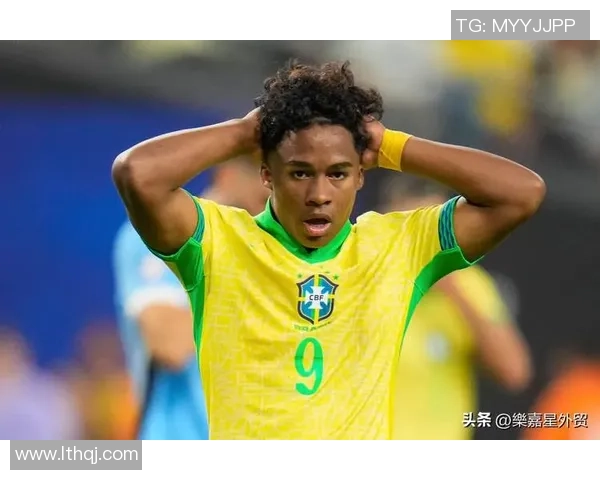 足球历史影响力巨大的球星及其对全球足球发展的深远影响分析